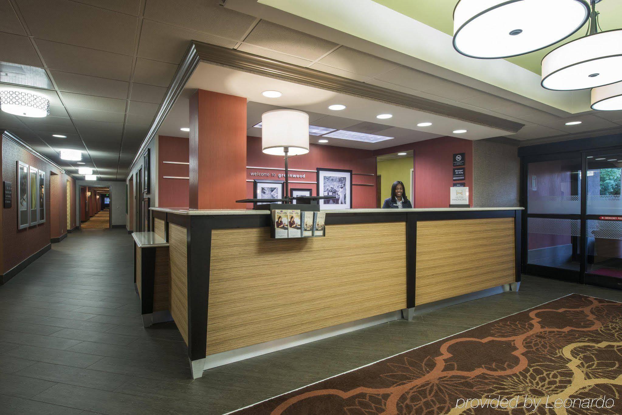 Hampton Inn Greenwood Exterior photo